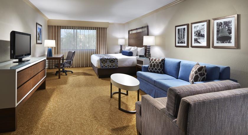 The Anza - A Calabasas Hotel