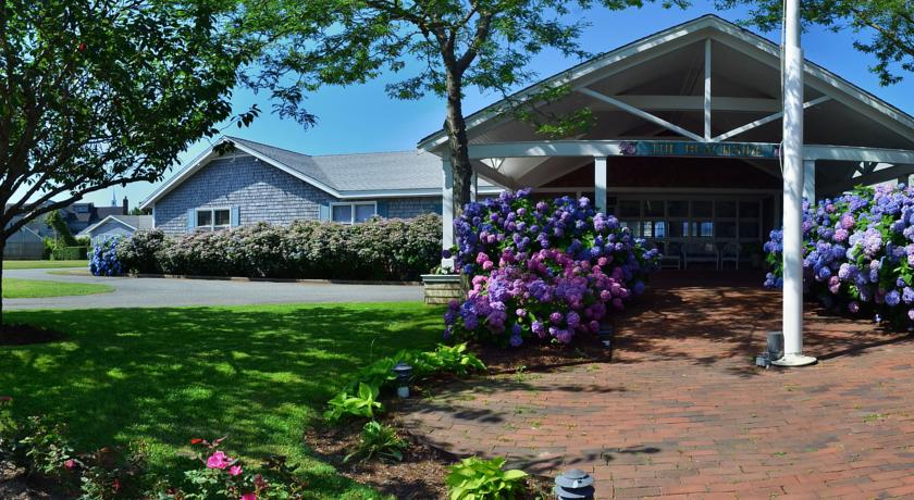 The Beachside at Nantucket