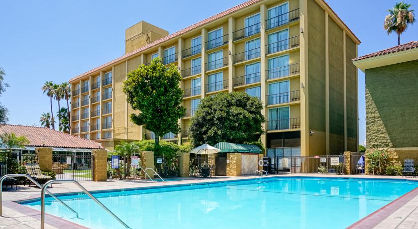 The Fullerton & Conference Center