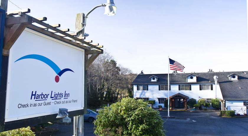 The Harbor Lights Inn