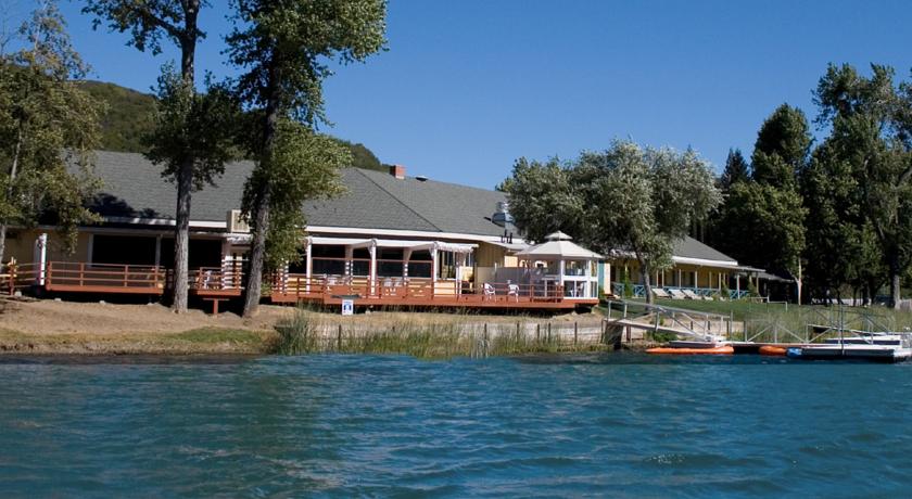 The Lodge At Blue Lakes