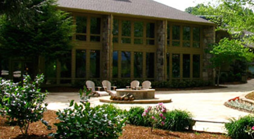 The Ridges Resort & Marina