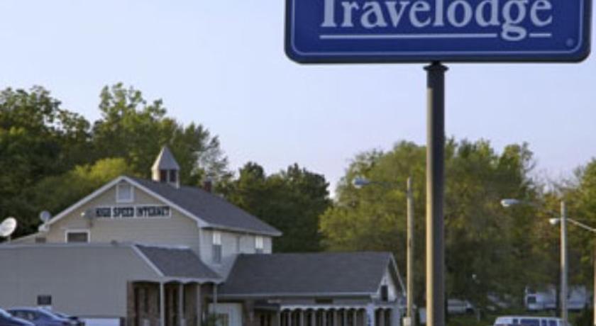 Travelodge Airport Platte City