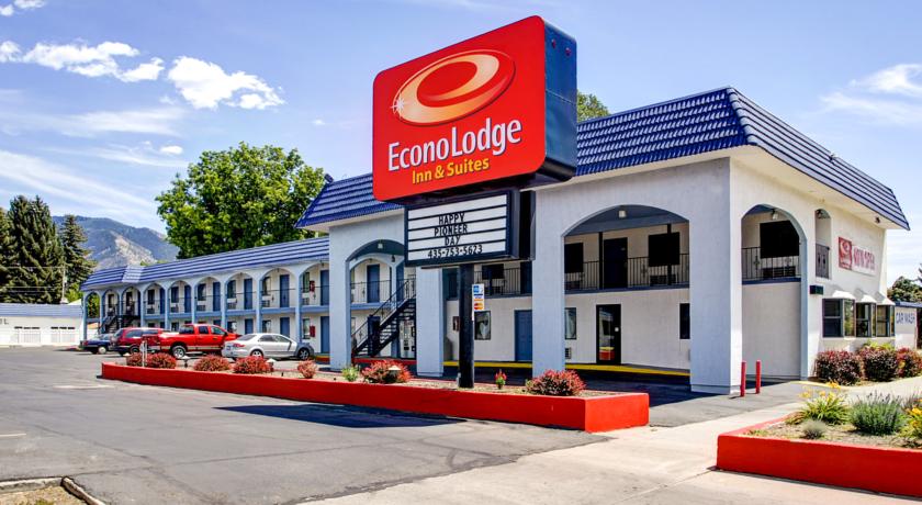Travelodge Logan EX Econo Lodge Logan