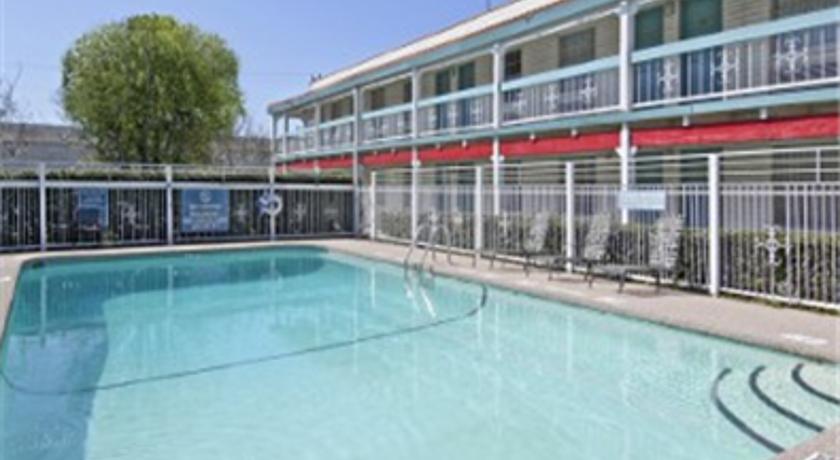 Travelodge North Richland Hills/Dallas/Fort Worth
