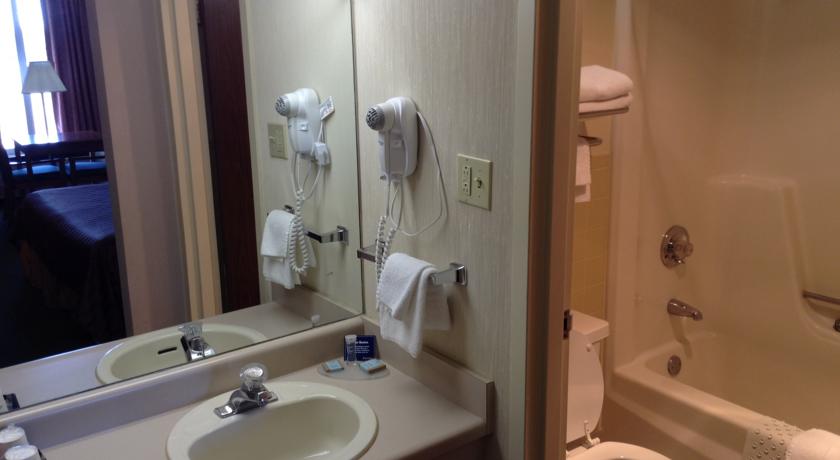 Travelodge Six Flags / Gray Summit