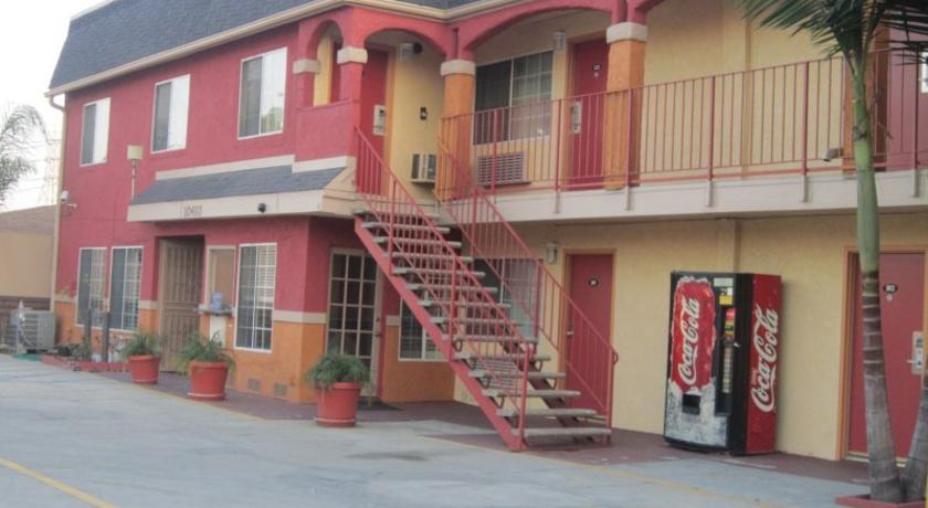 Value Inn Bellflower