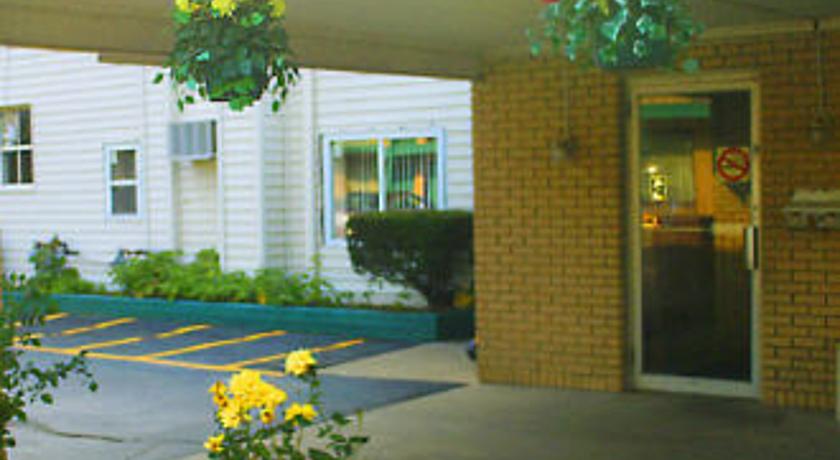 Village Inn Motel Berrien Springs
