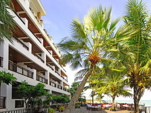 Phala Cliff Beach Resort & Spa