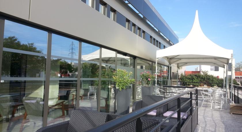 Brit Hotel Porte dEspagne