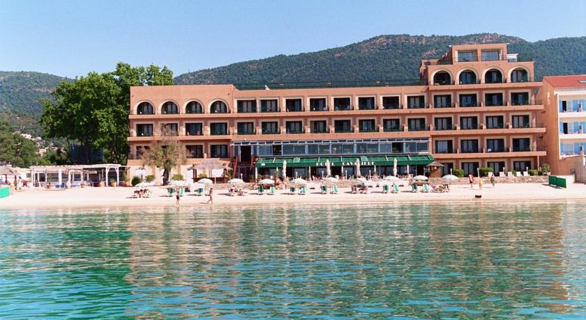 Cavali`ere sur Plage Ibersol