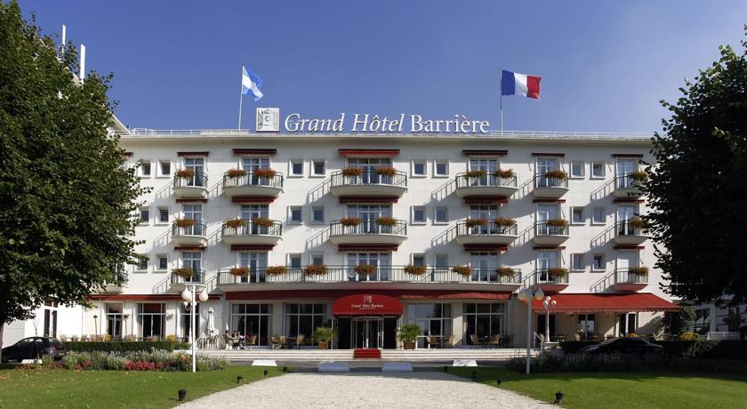 Grand H^otel Barri`ere dEnghien-les-Bains