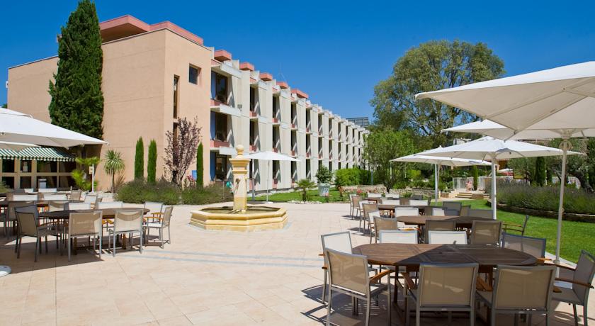 Novotel Aix Pont de LArc Fenouilleres