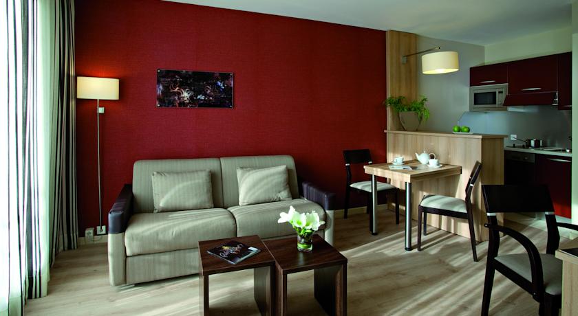 Park & Suites Prestige Val dEurope