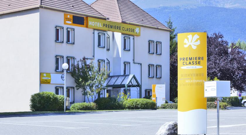 Premi`ere Classe Geneve - Saint Genis Pouilly