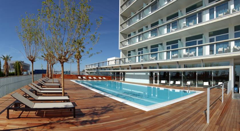 Atenea Port Barcelona Mataro