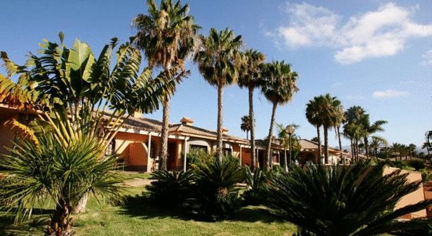 Dunas Suites & Villas Resort