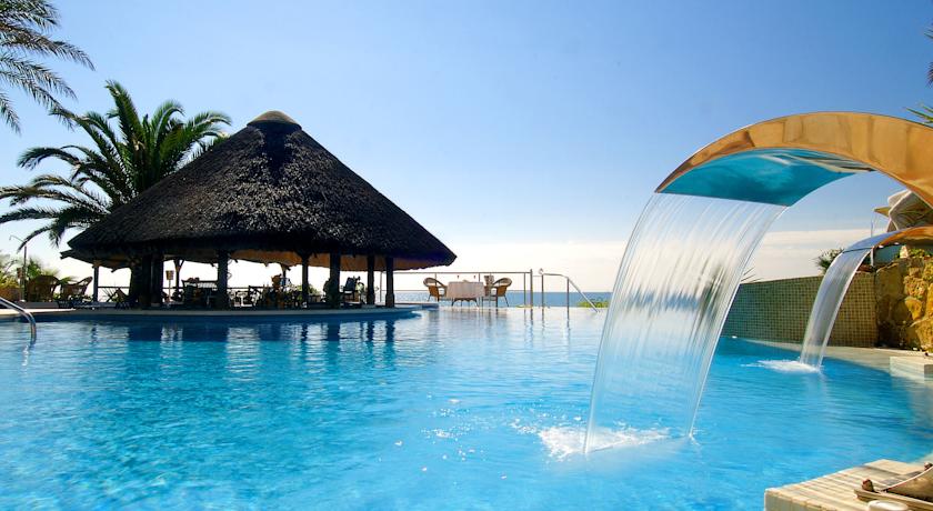 El Oceano Beach Club