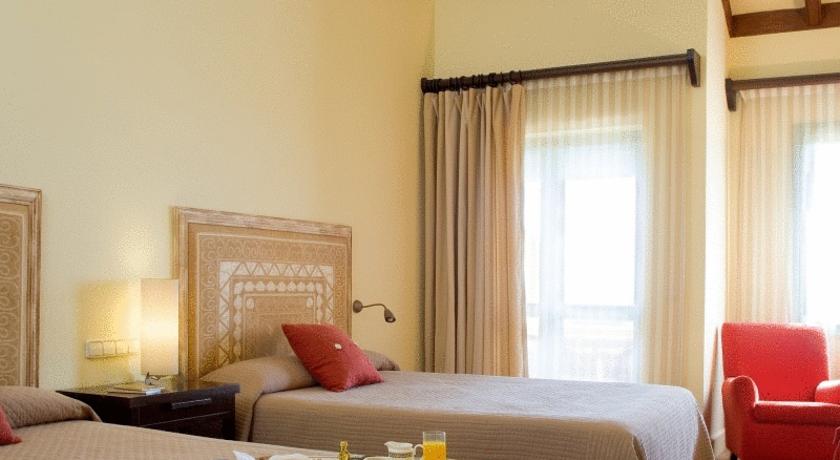 NH Almenara Golf Resort