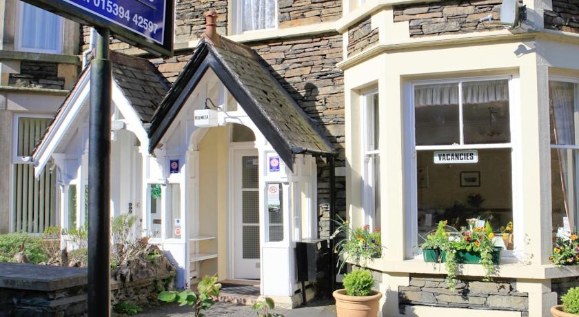 Dene House