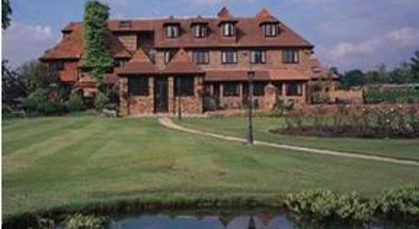 Stirrups Country House