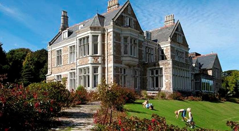 Treloyhan Manor