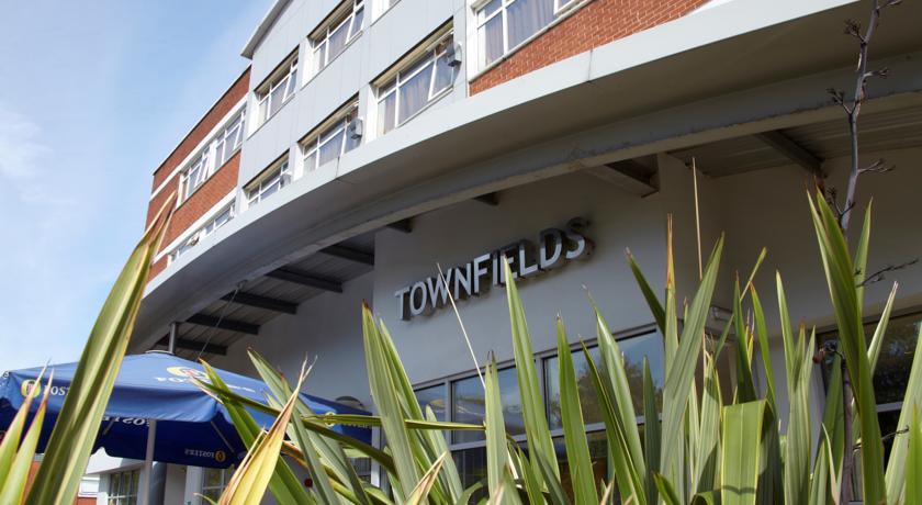 Best Western Cresta Court Hotel