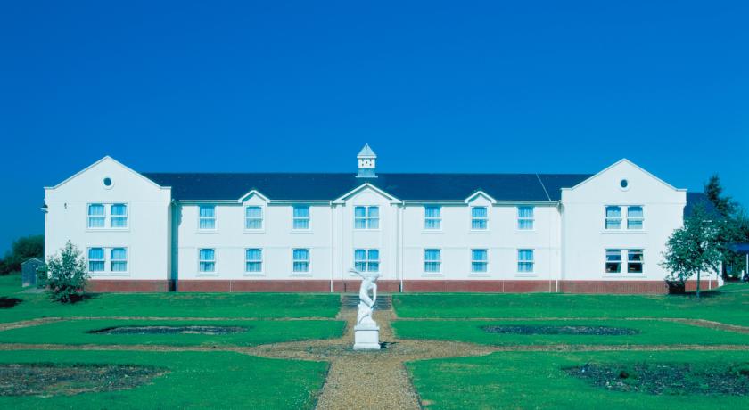 Holiday Inn Garden Court Aylesbury