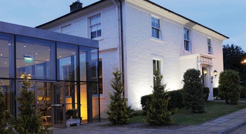 Macdonald Crutherland House