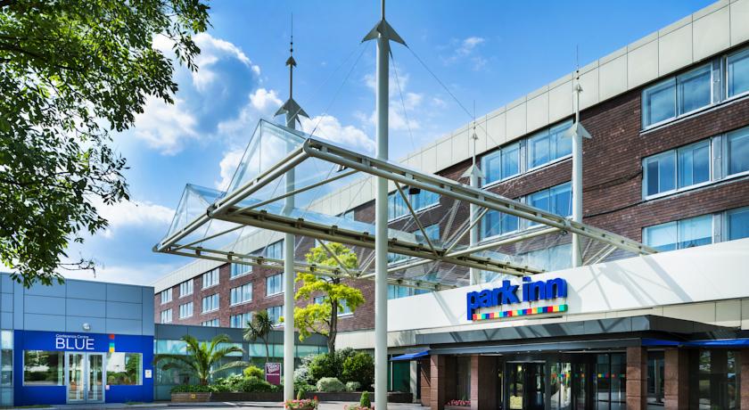 Park Inn by Radisson Hotel & Conference Centre London Heathrow