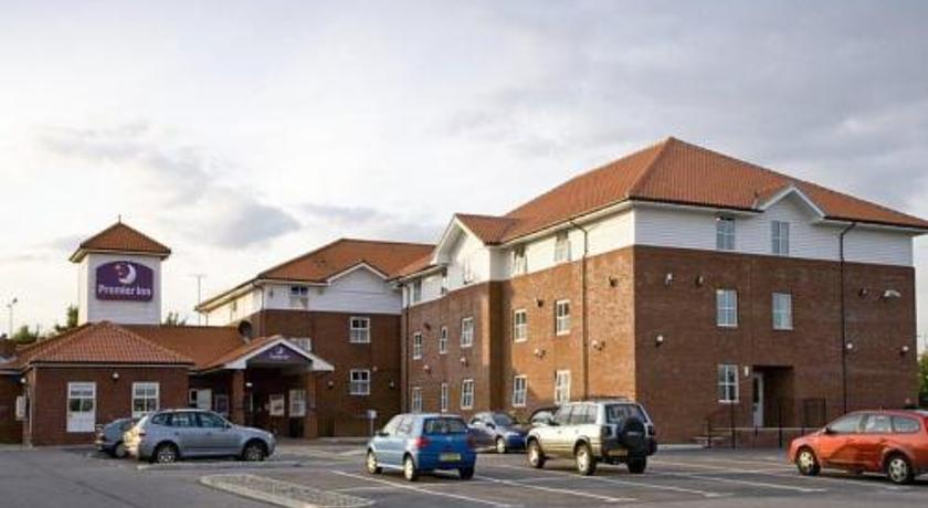 Premier Inn Chelmsford Springfield