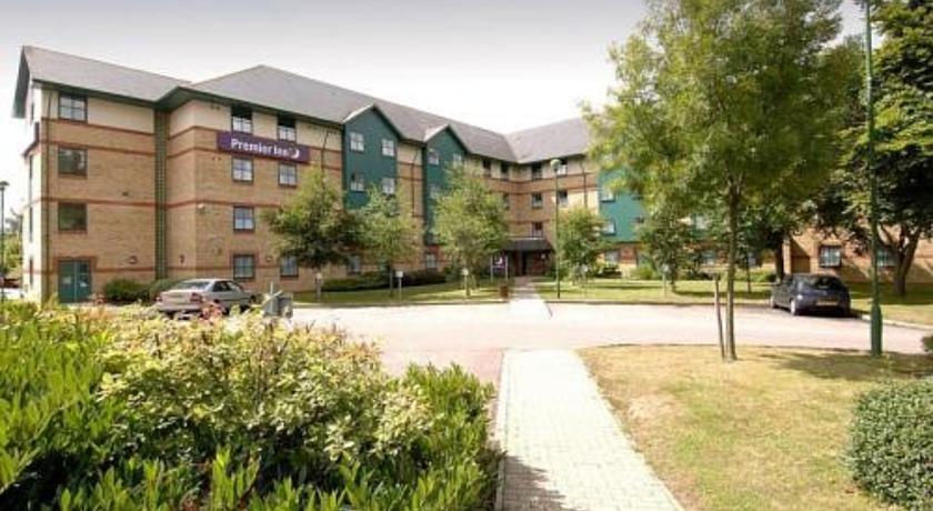 Premier Inn Luton Airport