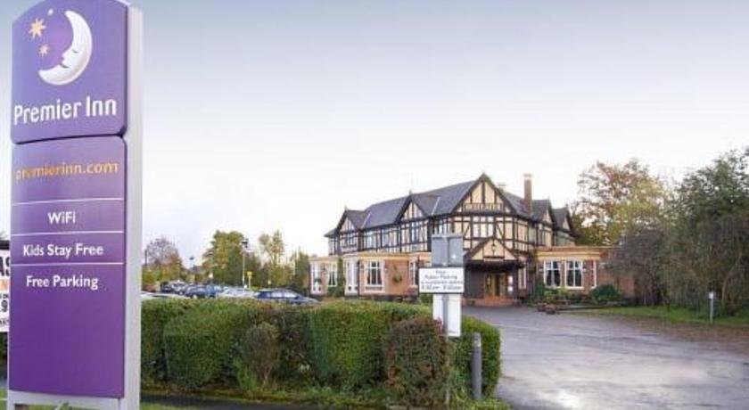 Premier Inn Manchester Airport - Heald Green