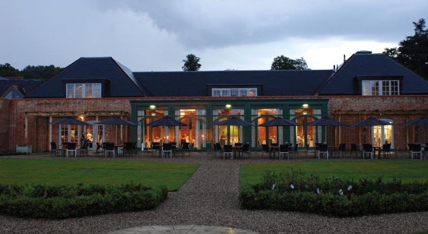 Walton Hall - The Hotel Collection