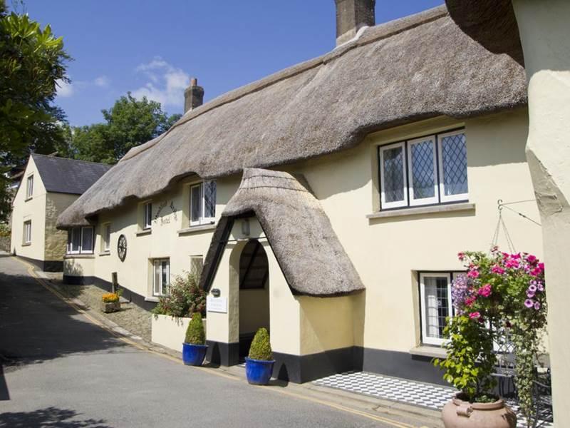 Woodford Bridge Country Club