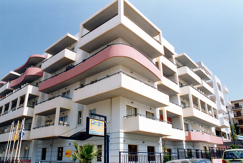 Bella Casita Family Apartments