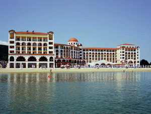 Хелиос Бей (Helios Bay)