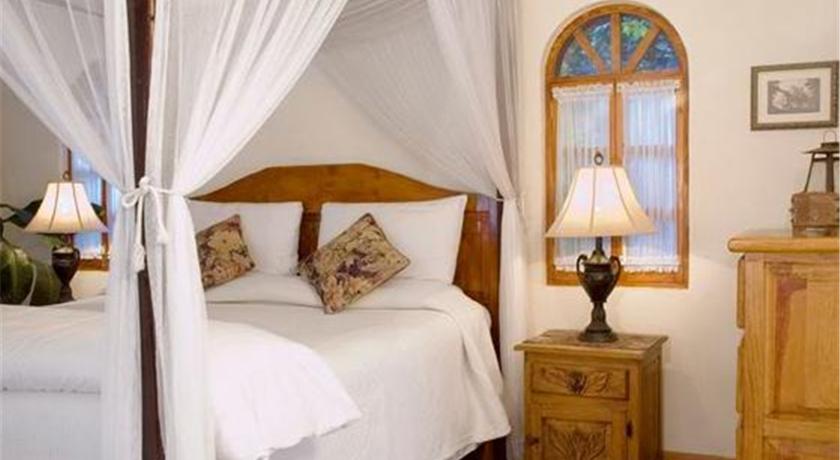 The Todos Santos Inn