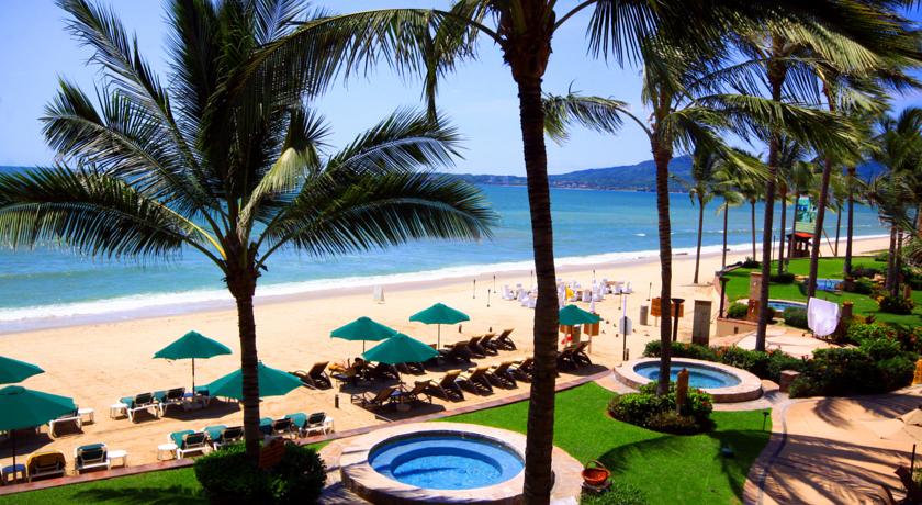 Villa La Estancia Beach Resort & Spa