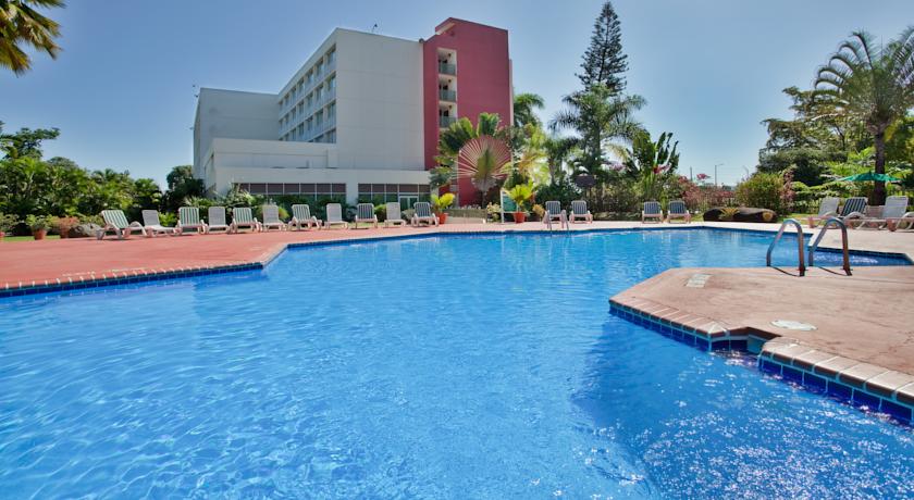 Holiday Inn Mayaguez & Tropical Casino