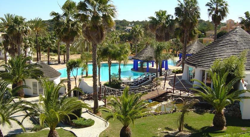 Encosta do Lago Resort Club