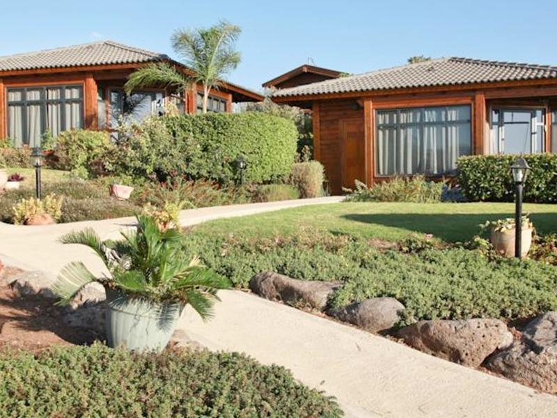 Between Water And Sky