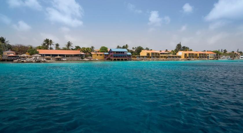 Divi Flamingo Beach Resort & Casino