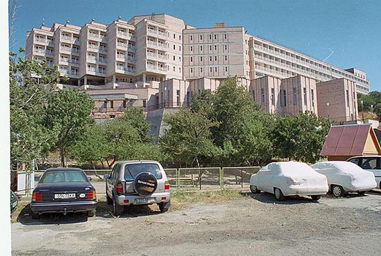 Южнобережный