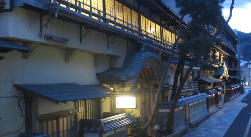 Historical Ryokan Hostel KS House Ito Onsen