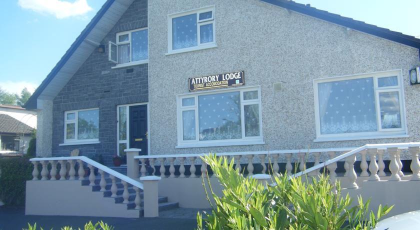 Attyrory Lodge Tourist Accommodation B&B