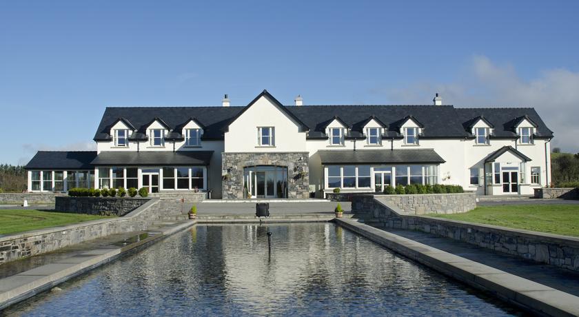 Westport Country Lodge