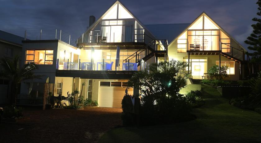 Whales Way Ocean Retreat