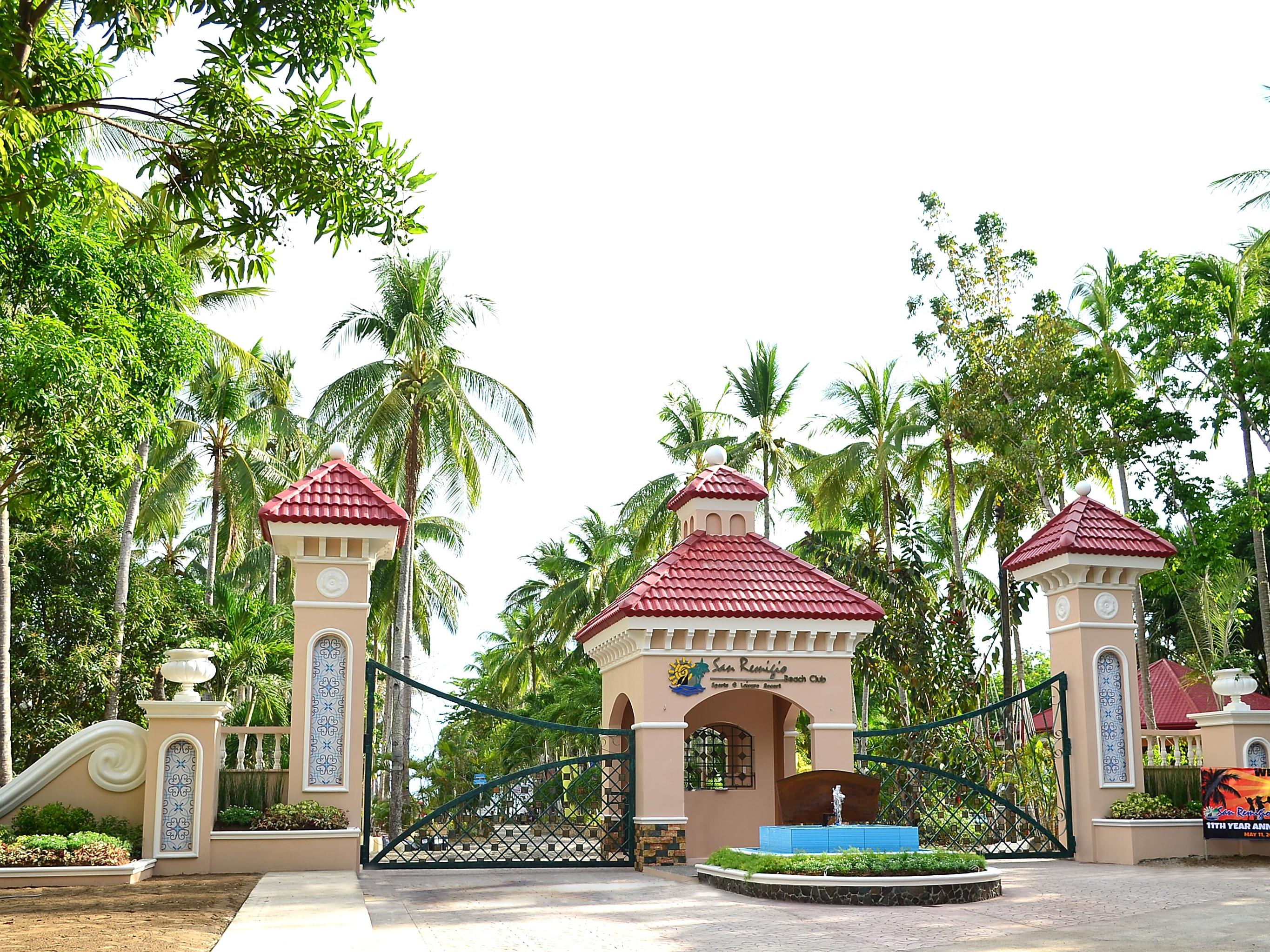 San Remigio Beach Club