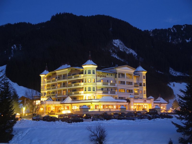 Traumhotel Alpina